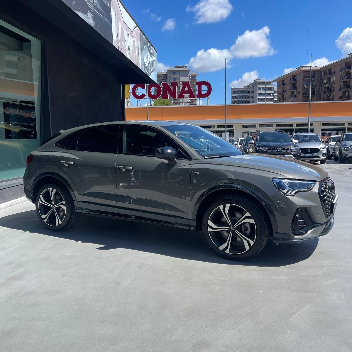 AUDI - Q3 Sportback - 40 TDI KM ZERO