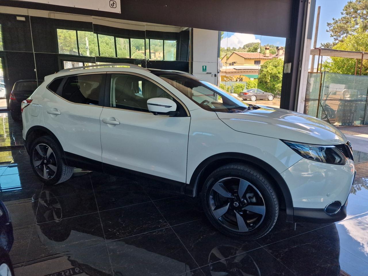 Nissan Qashqai 1.5 dCi Tekna, 141 mila chilometri