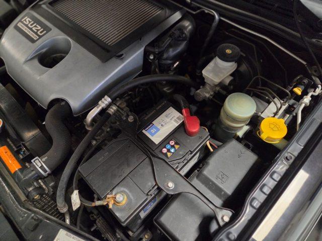 ISUZU D-Max 2.5 TD cat 4WD Pick-up SERVICE ISUZU