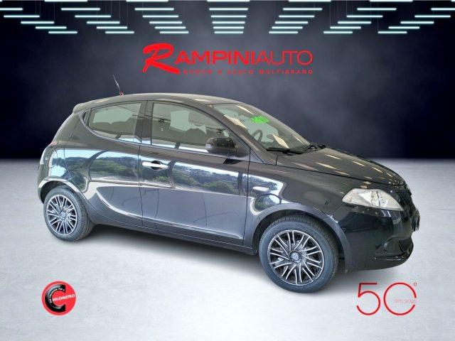 LANCIA Ypsilon 1.0 FireFly Hybrid Km 35.000 Iva Esposta
