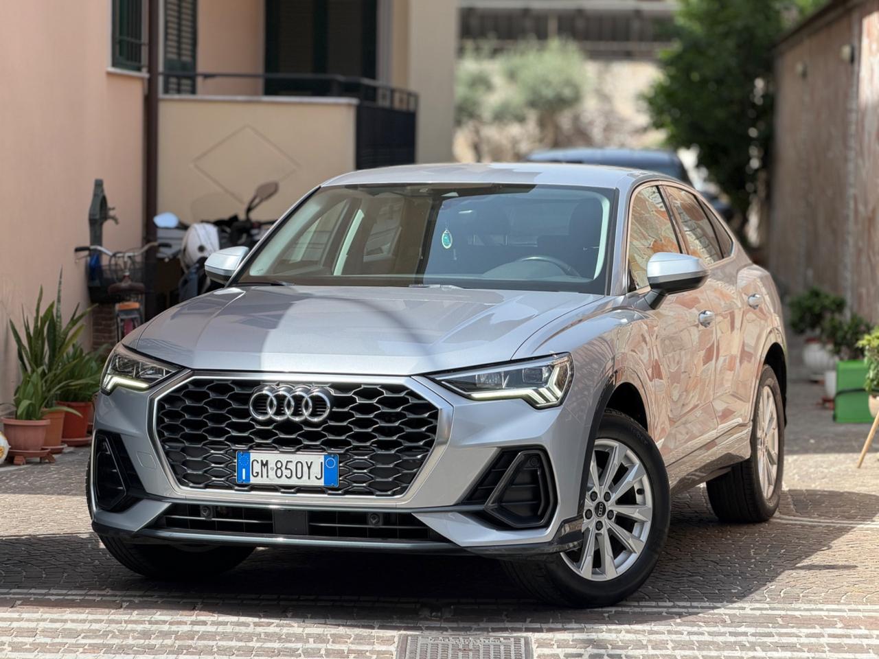 Audi Q3 35 TDI S tronic Business Advanced