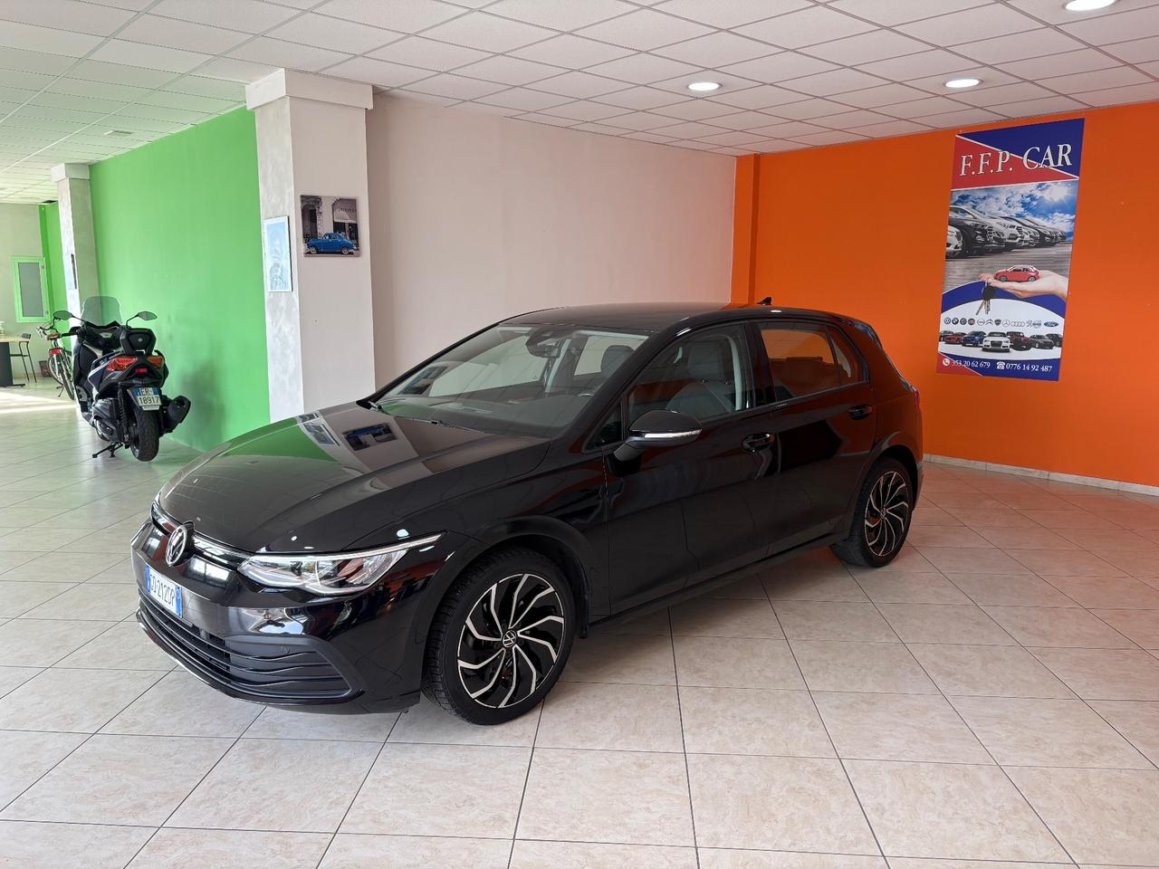 Volkswagen Golf 1.0 110 cv TSI EVO Life permute finanziamenti