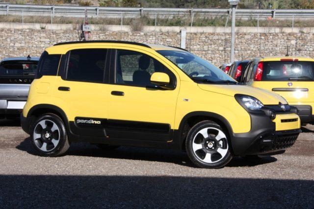 FIAT Panda 1.0 S&S Hybrid Pandina CROSS