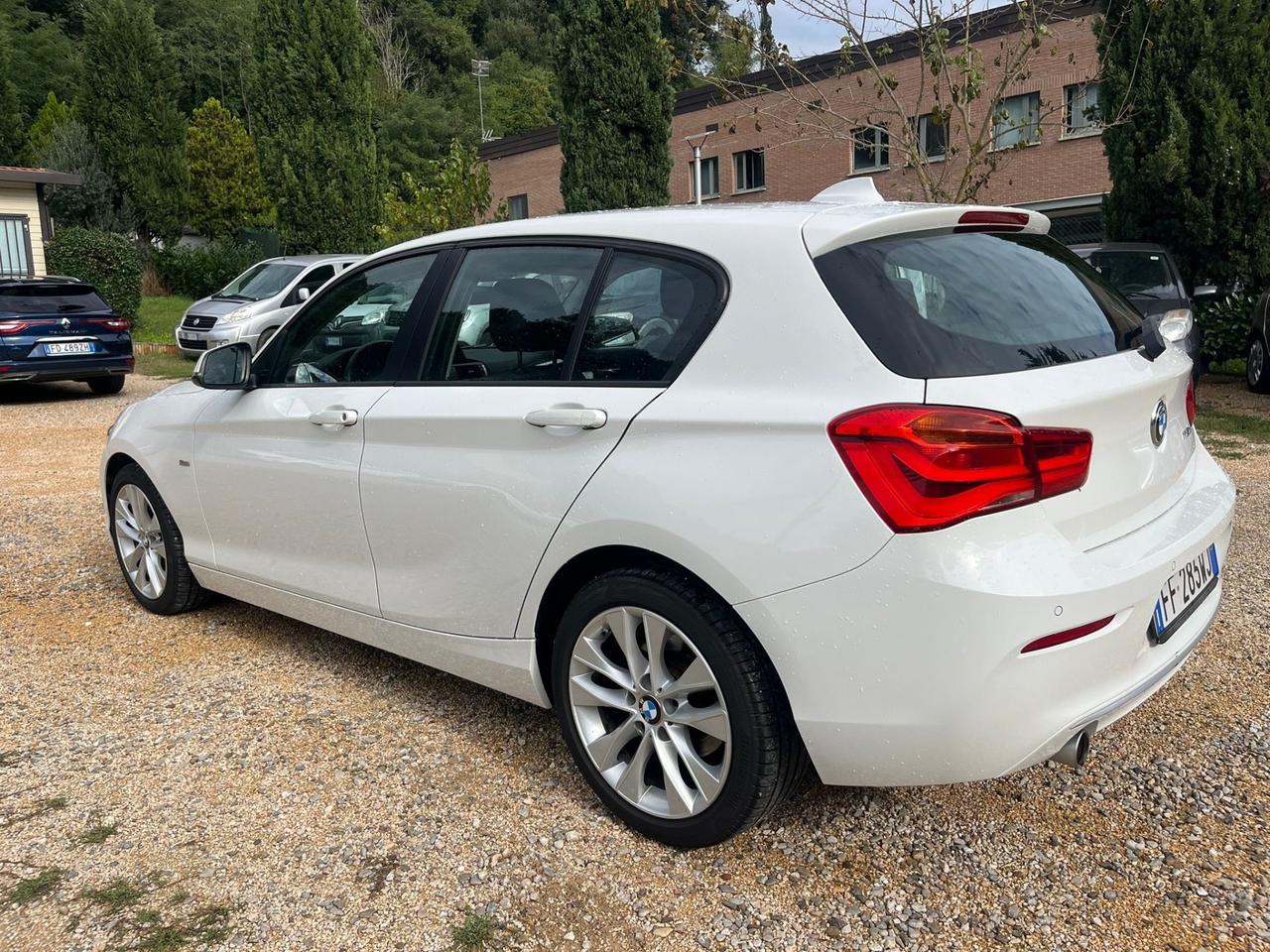 Bmw 118 118d 5p. Urban