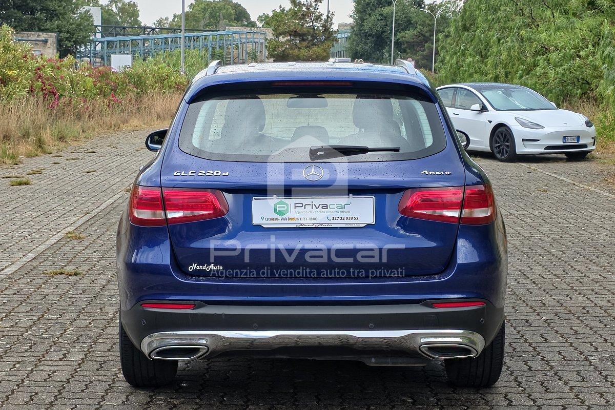 MERCEDES GLC 220 d 4Matic Business