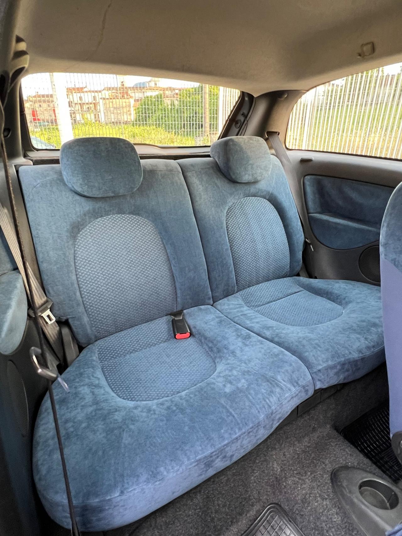 Lancia Ypsilon 1.3 Multijet 16V Platino