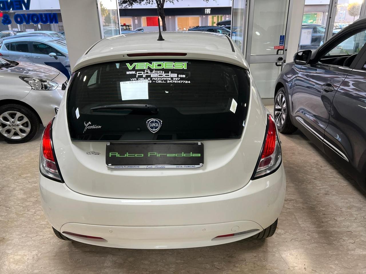 Lancia Ypsilon 1.2 69 CV 5 Porte Silver EURO 6