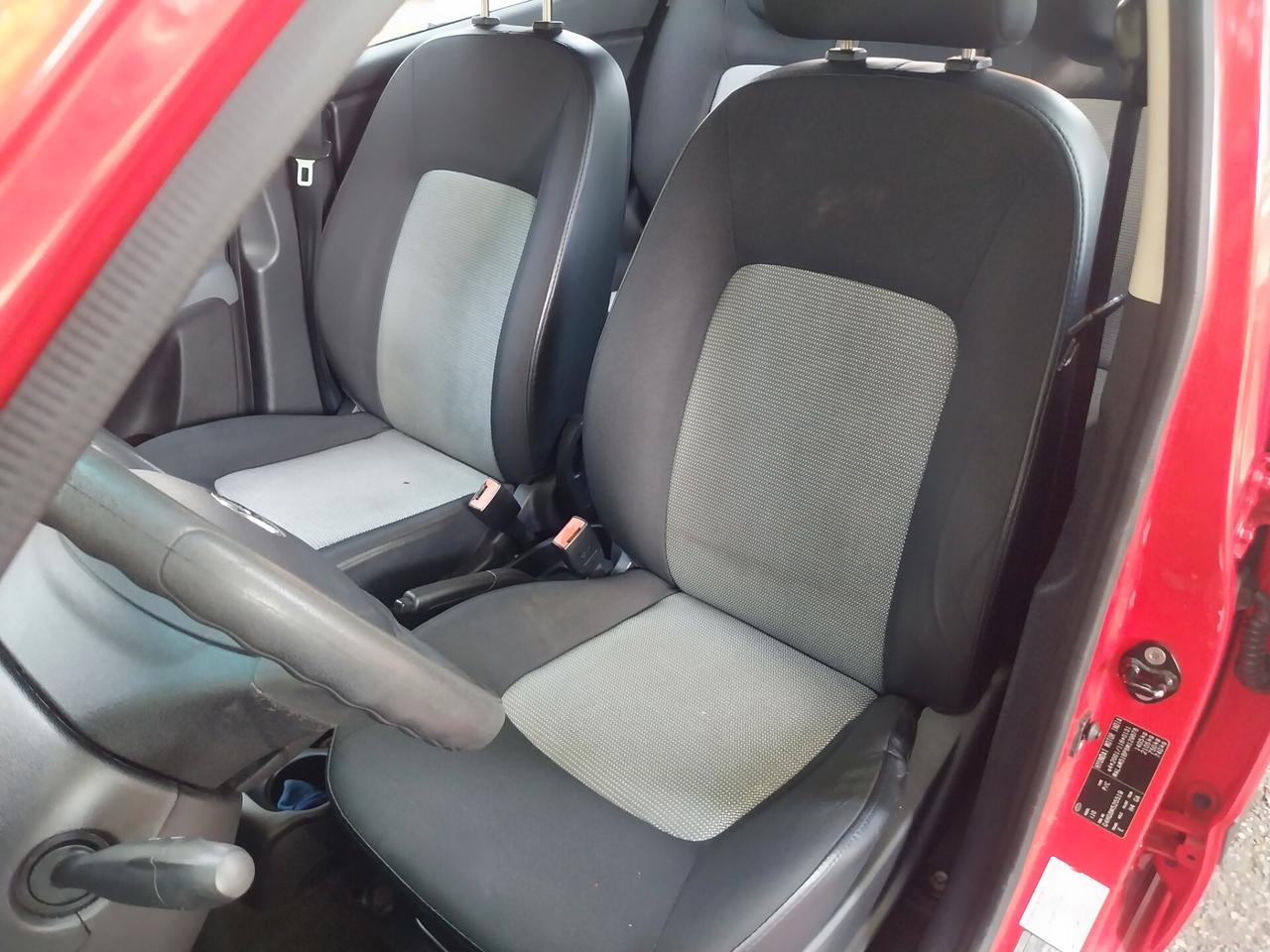 Hyundai i10 1.1