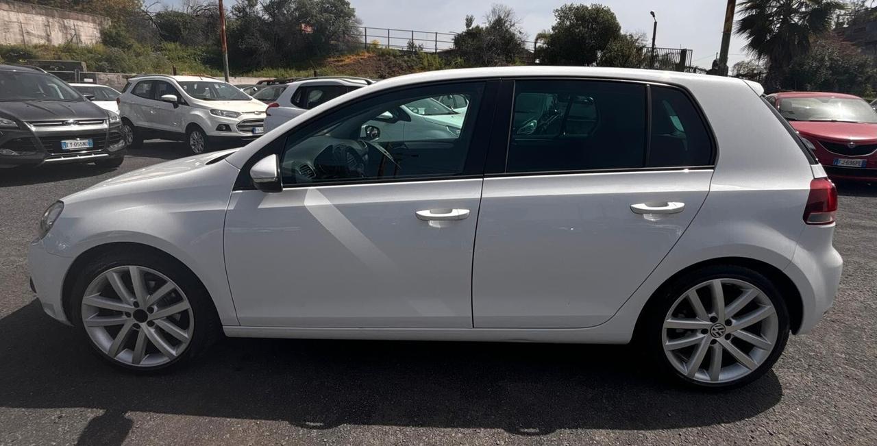 Volkswagen Golf 1.6 TDI DPF 5p. Highline