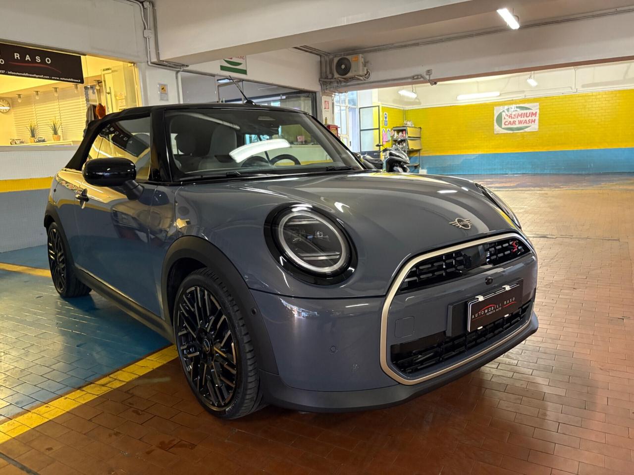 Mini Cooper C Favoured