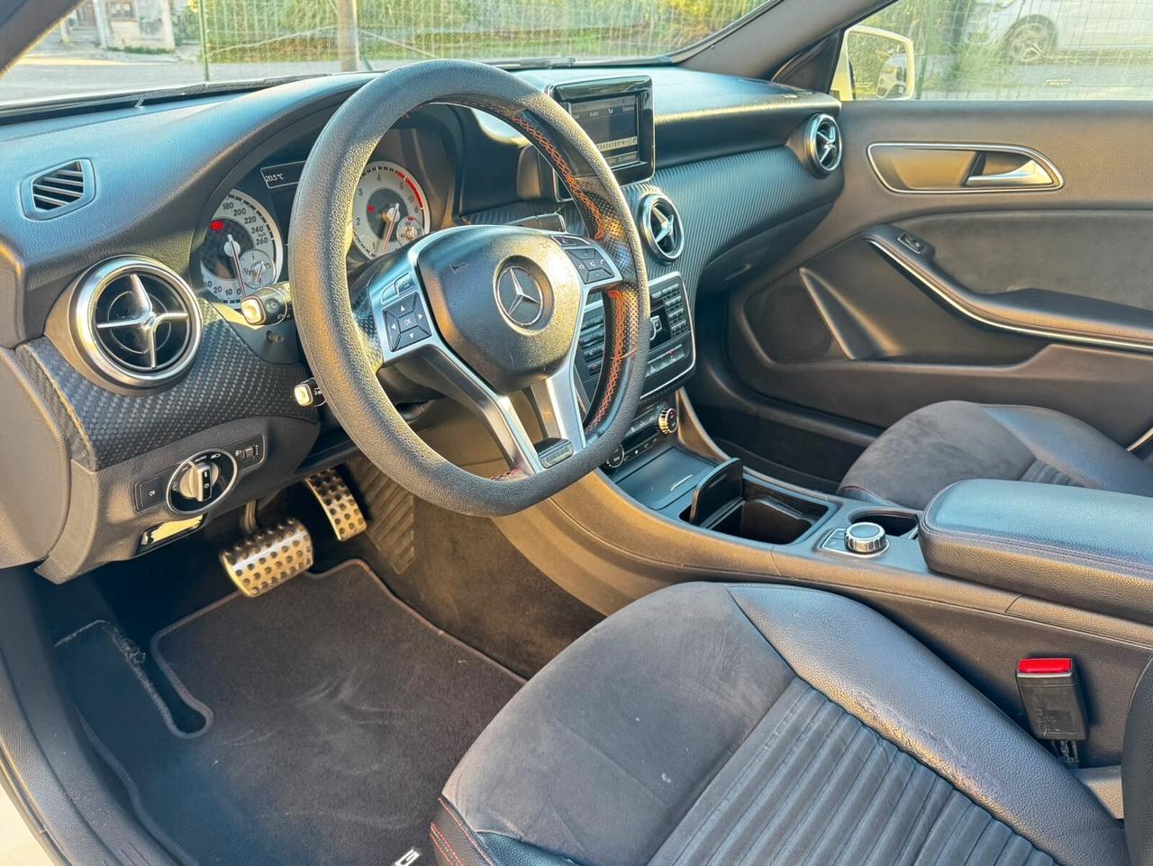 Mercedes-benz A 200 CDI Automatic Premium AMG TETTO APRIBILE