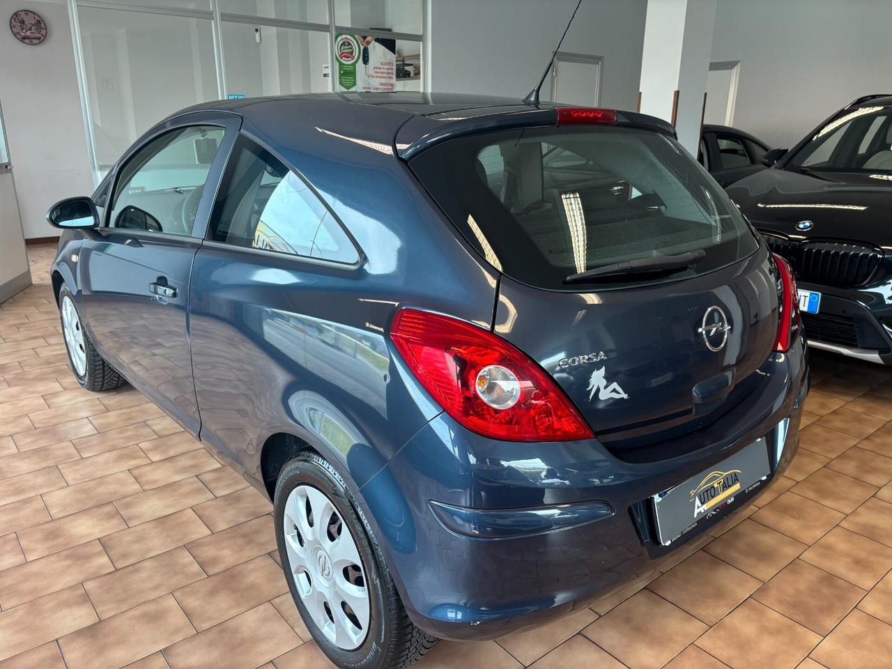 Opel Corsa 3p 1.2 Club*NEOPATENTATI