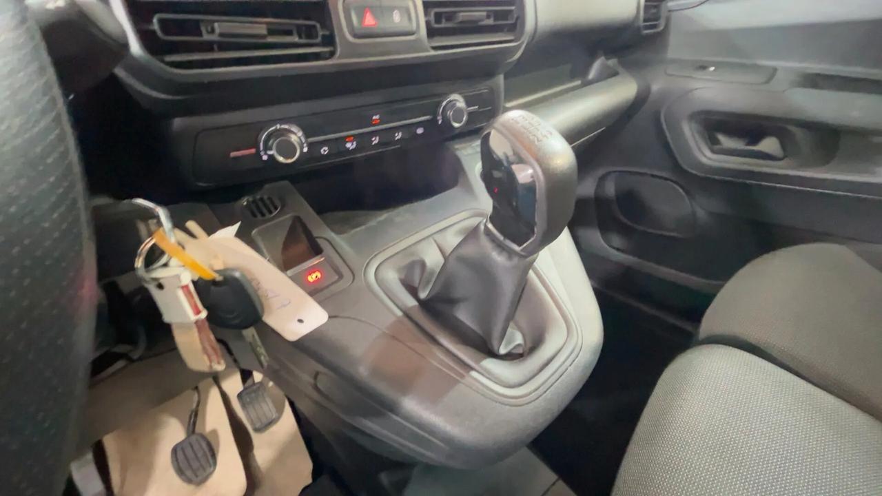Berlingo 1.5 bluehdi XL Feel s&s 100cv