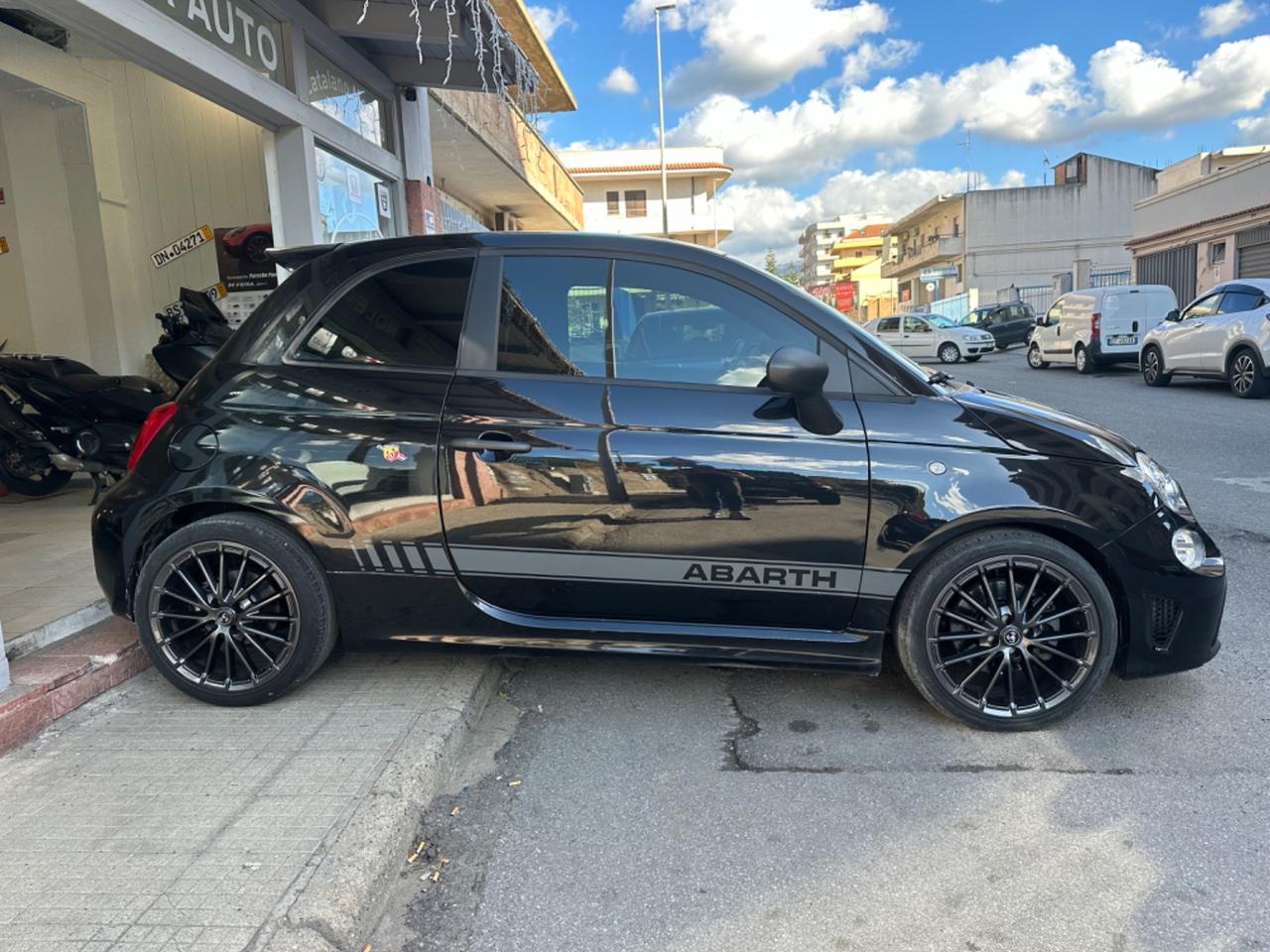 Abarth 595 1.4 Turbo T-Jet 165 CV