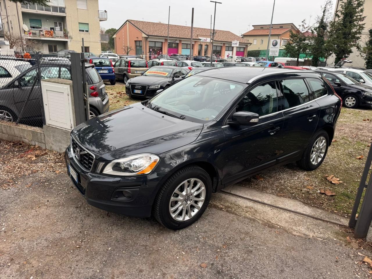 Volvo XC 60 XC60 D5 AWD Geartronic Summum