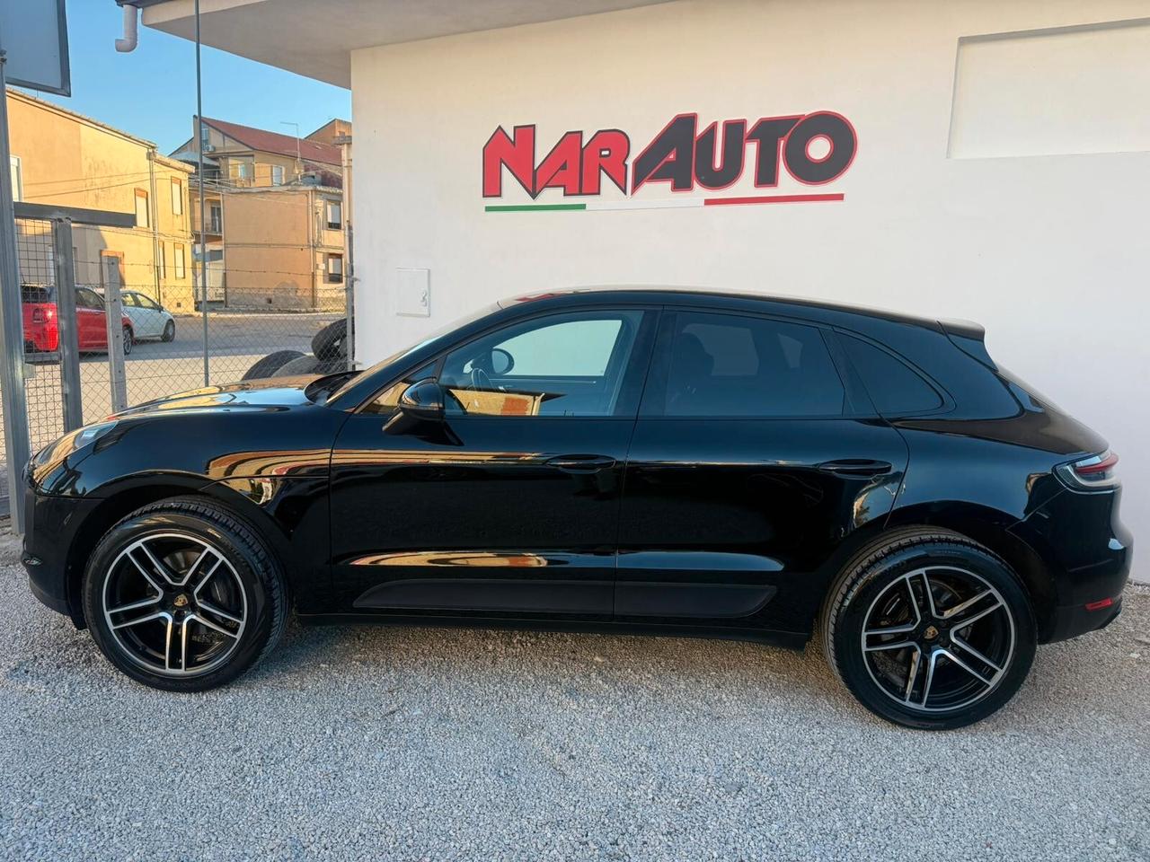 Porsche Macan 2.0 245cv