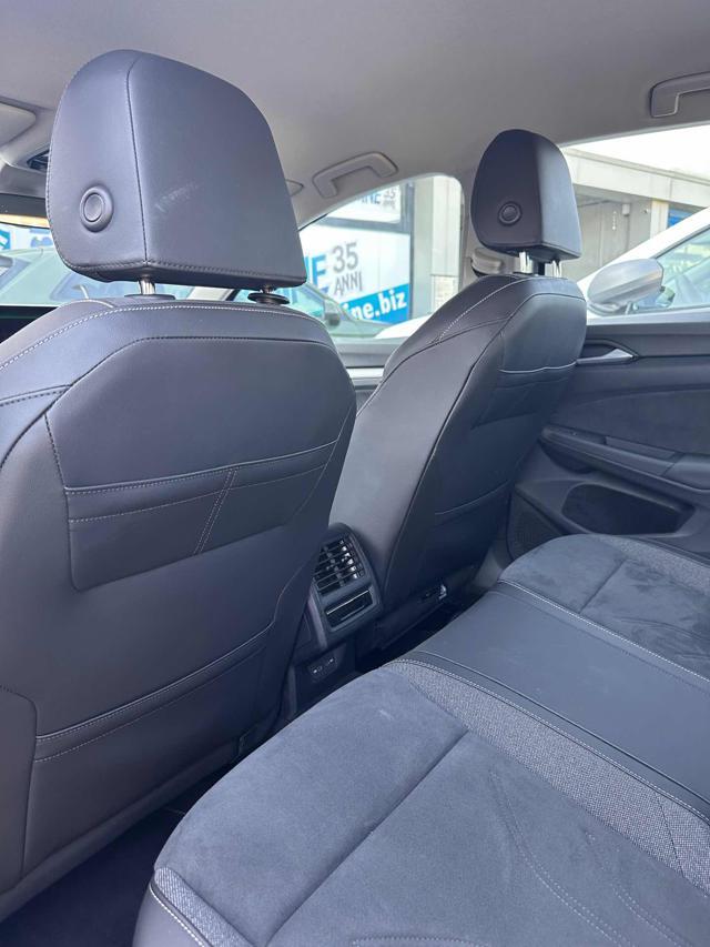 VOLKSWAGEN Golf 2.0 TDI 150 CV DSG SCR Style