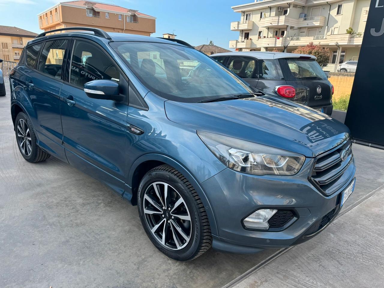 Ford Kuga 2.0 TDCI 120 CV S&S 2WD Powershift ST-Line