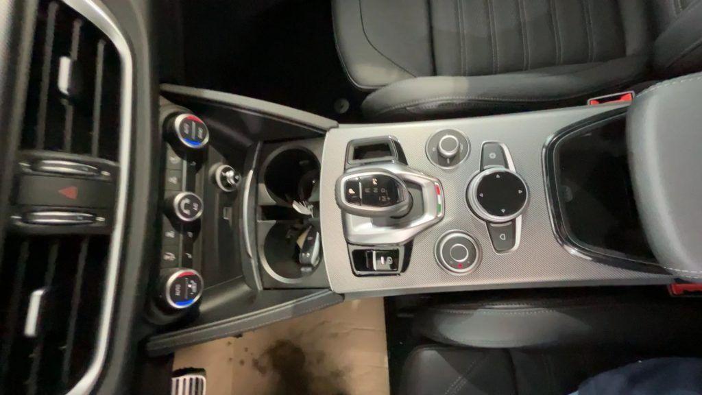 Alfa Romeo Stelvio 2.2 TD 210 CV AT8 Q4 Veloce + Tetto