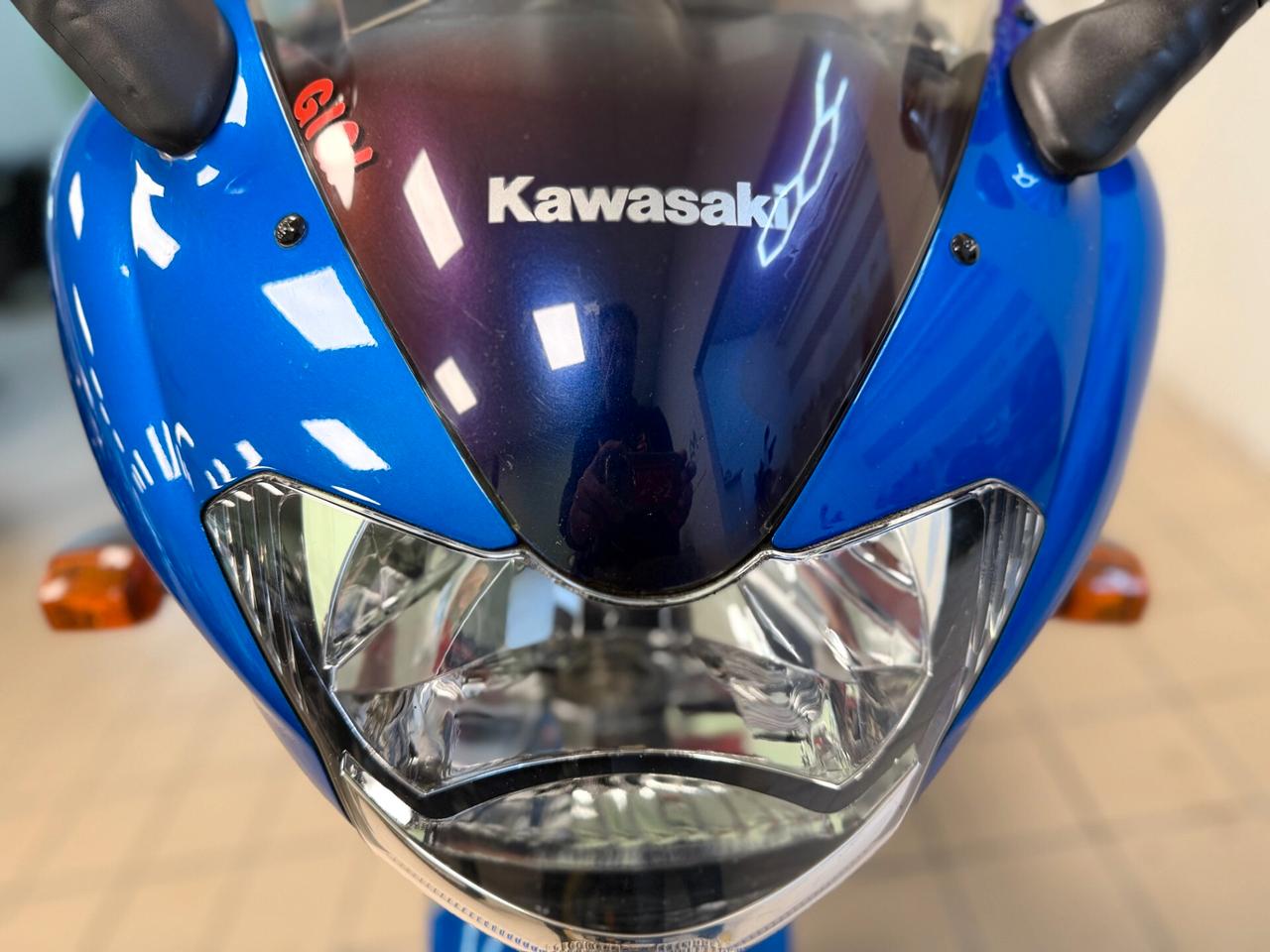 Kawasaki ZR 7S