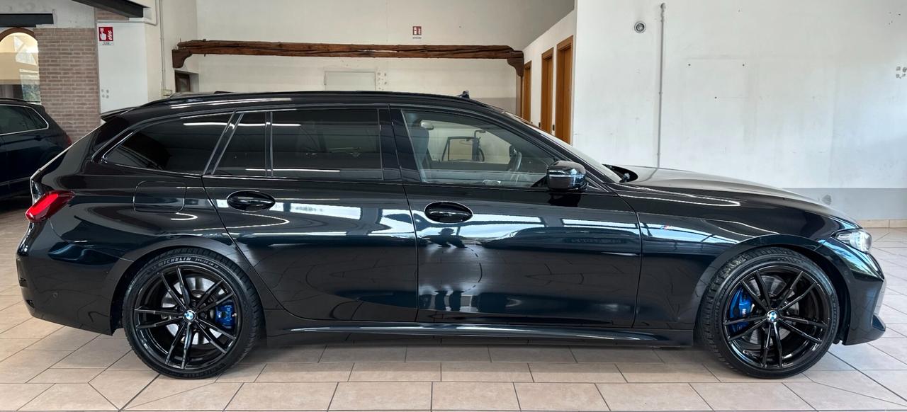 BMW 330d TOURING MHEV MSPORT *TETTO*HARMANKARDON*RADAR*