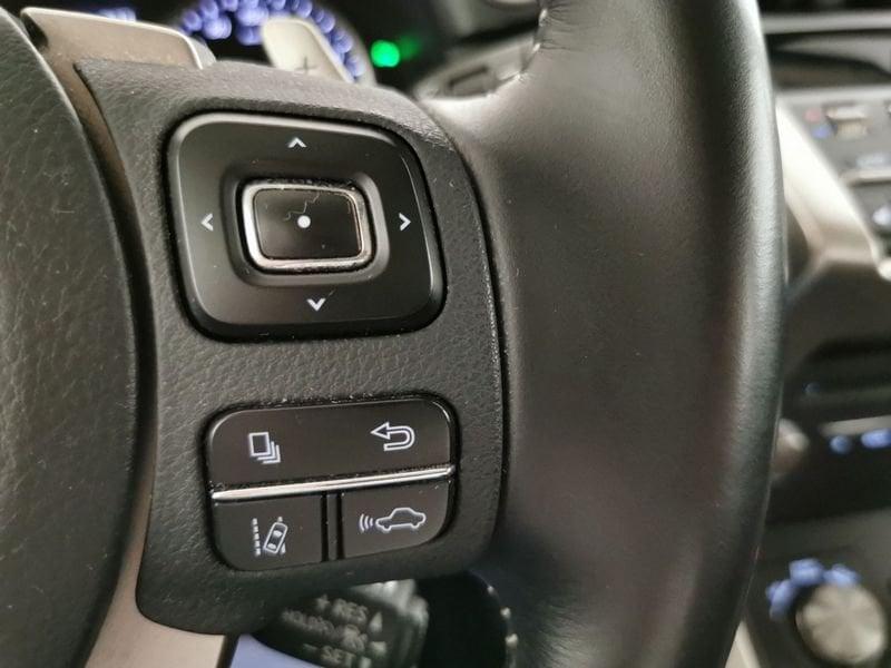 Lexus NX 300h 2.5 Premium 4wd cvt