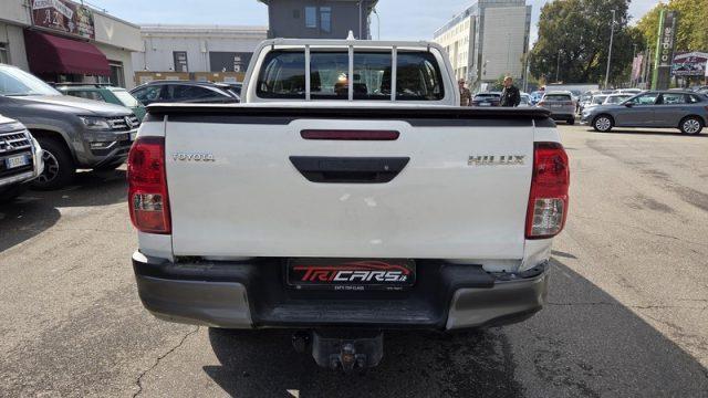 TOYOTA Hilux 2.4 D-4D 4WD 4 porte Double Cab Comfort PERMUTE