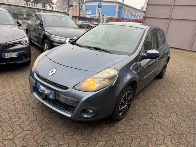 RENAULT Clio 1.2 16V 5 porte Live!