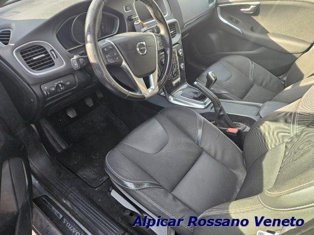 VOLVO V40 D2 'eco' Momentum