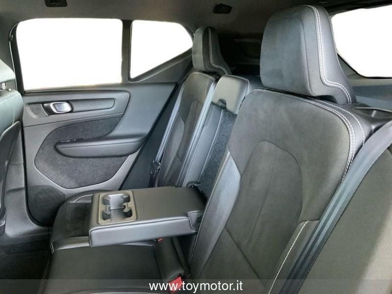 Volvo XC40 (2017-) D4 AWD Geartronic R-design