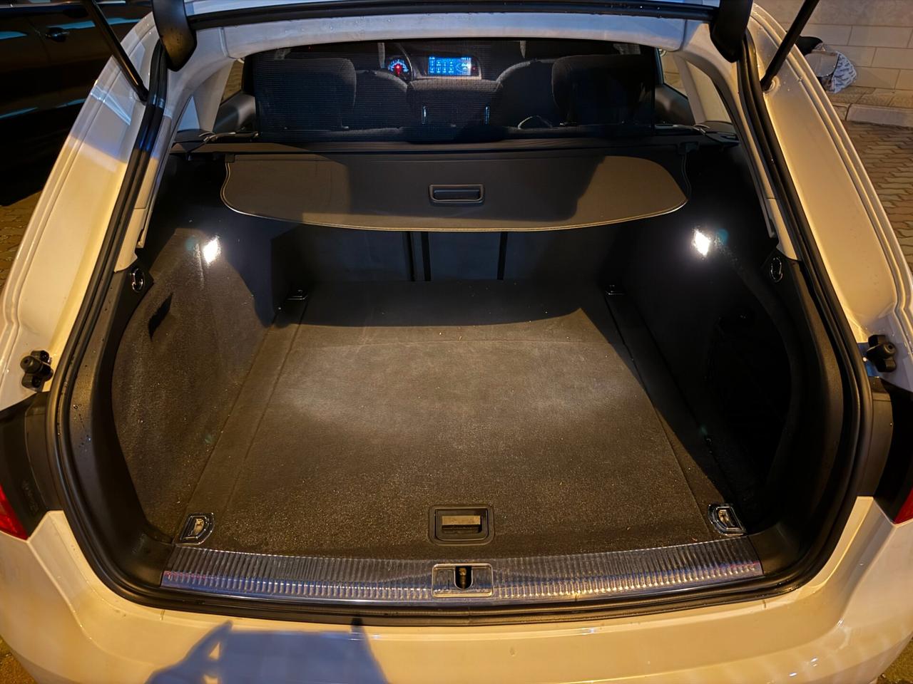 Audi A4 Avant 2.0 TDI ultra 136CV Business