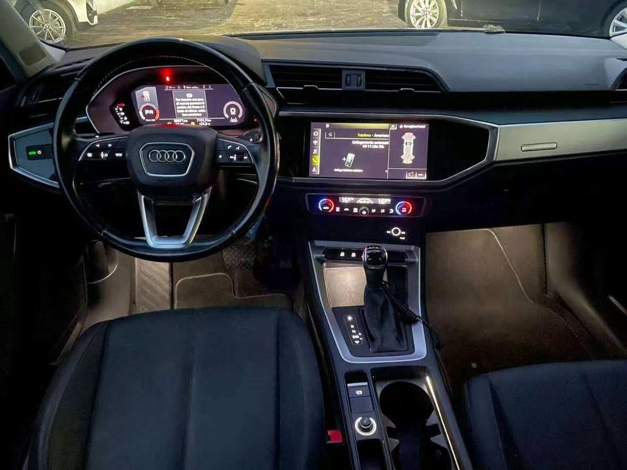 Audi Q3 35 TDI S tronic Business Advanced