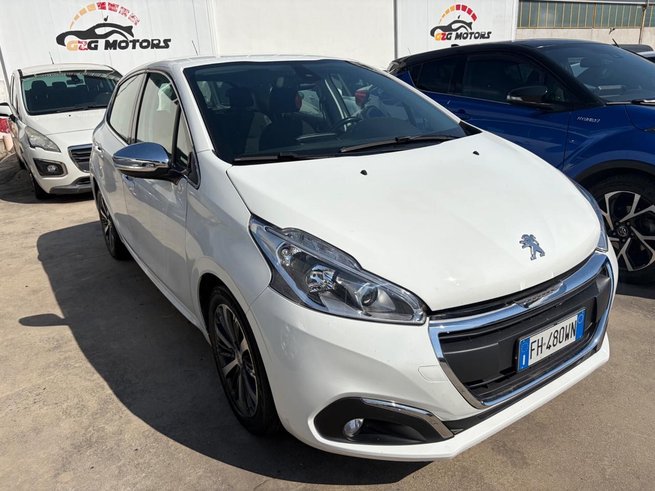 Peugeot 208 BlueHDi 1.6 5 porte Allure