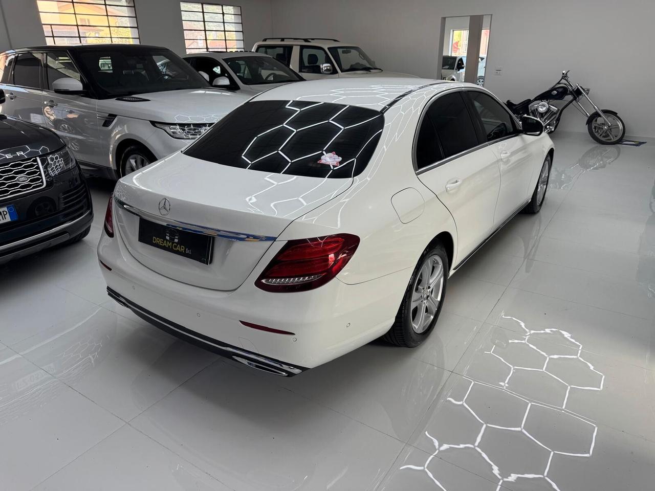 Mercedes-Benz E 220 D 194CV 5p. - Diesel