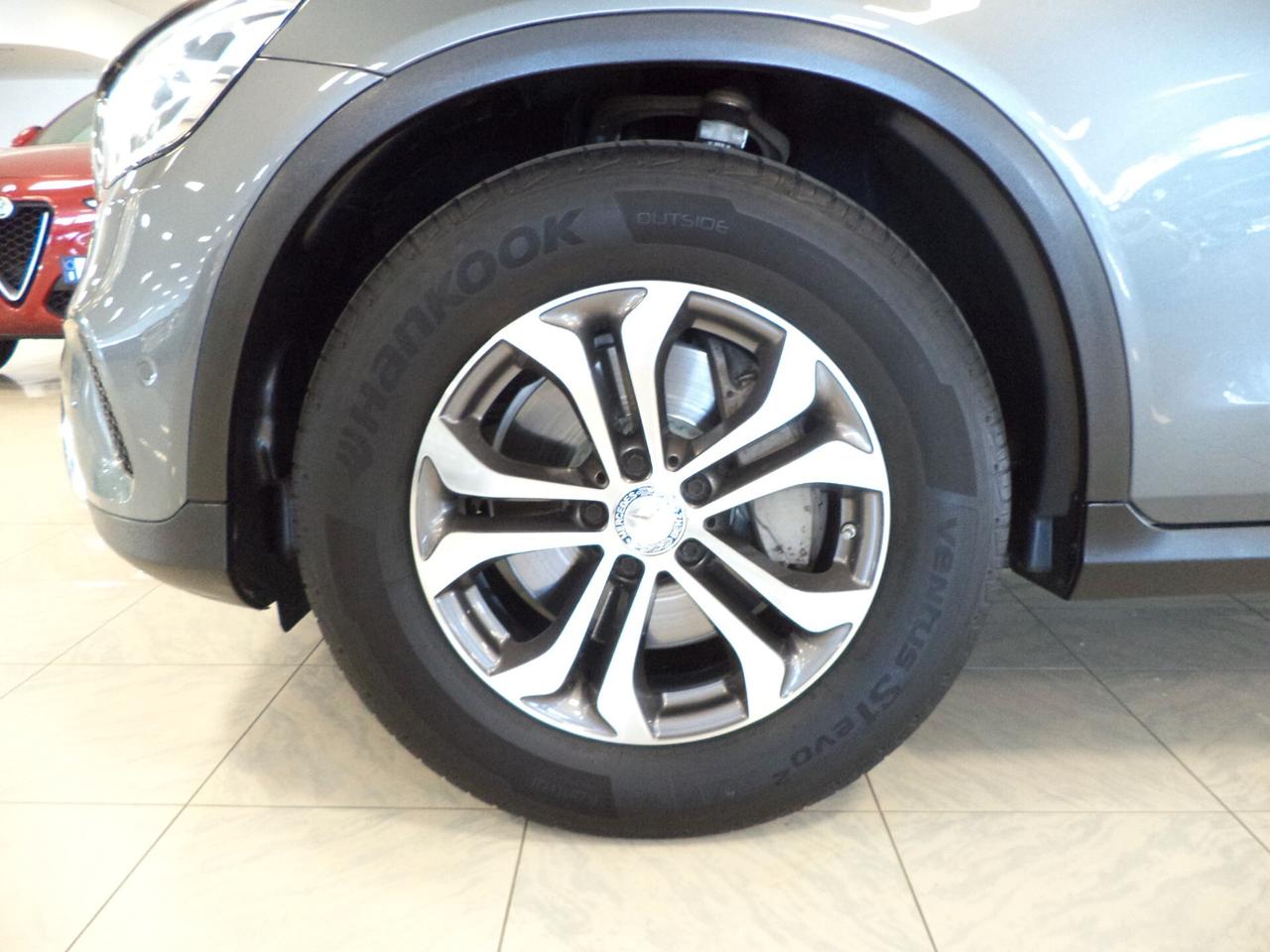 Mercedes-Benz Classe GLC Business 200 d 4matic SUV 2.0D 163cv Euro 6D