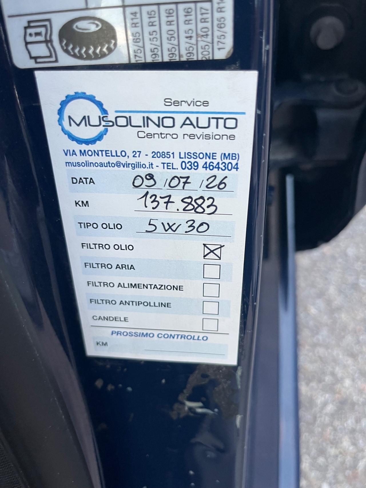 Ford Fiesta 1.5TDCI/75CV/neopatentato/Euro 5B con FAP/unico proprietario/5Porte e 5Posti