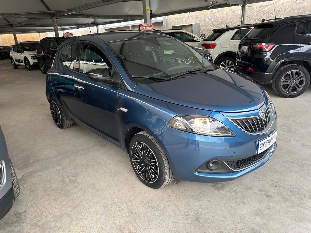 Lancia Ypsilon 1.0 FireFly 5 porte S&S Hybrid Gold