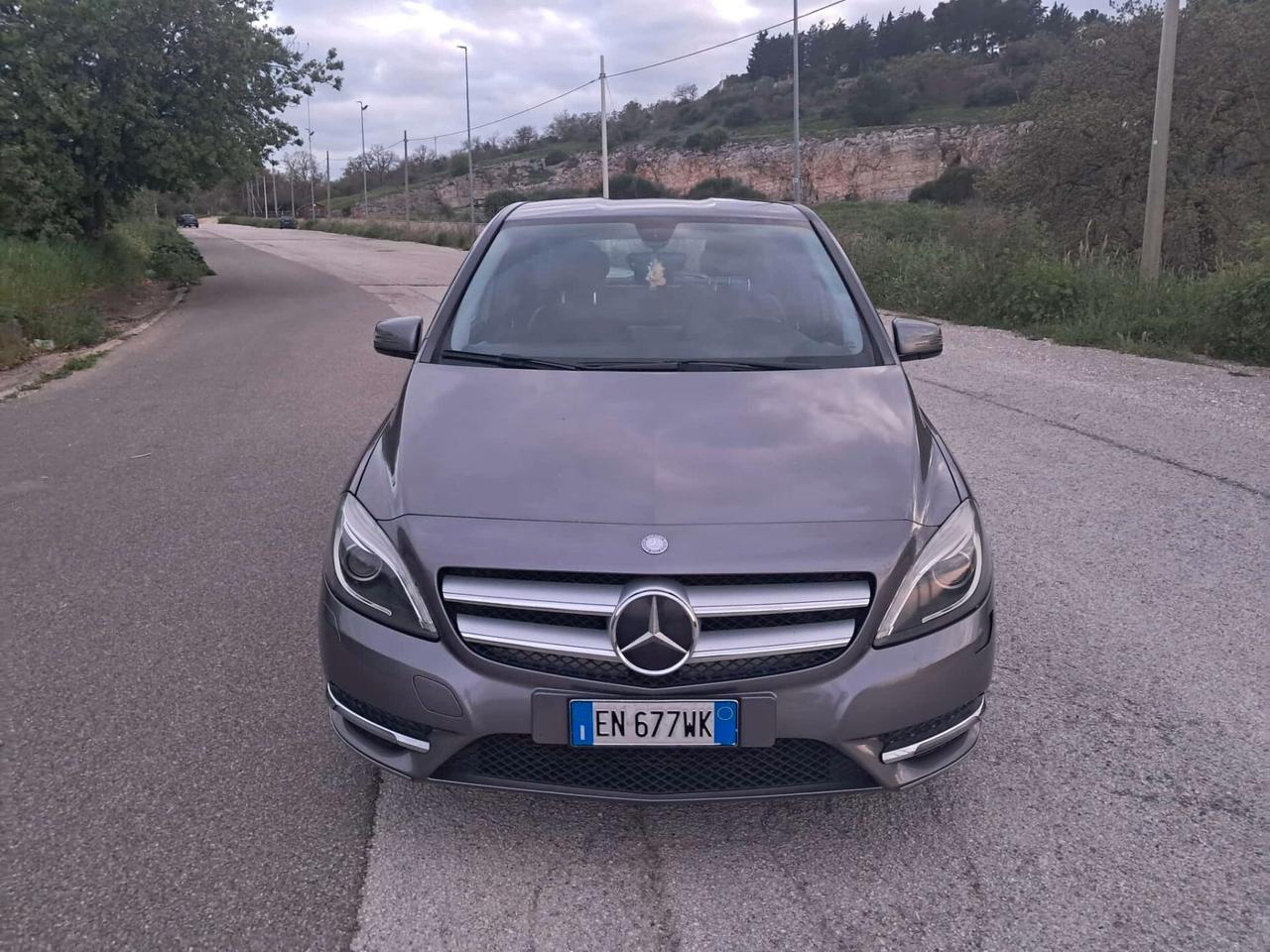 Mercedes-benz B 180 CDI BlueEFFICIENCY Premium