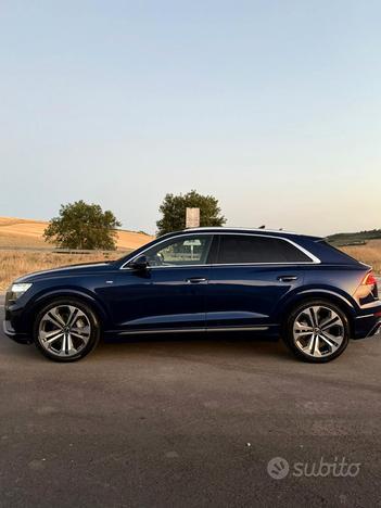 Audi Q8 Q8 S line edition plus quattro IVA ESPOSTA