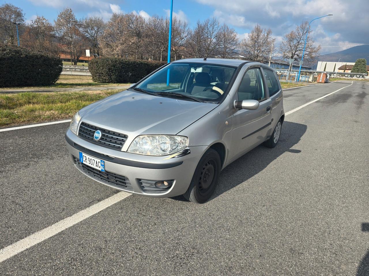 FIAT PUNTO 1.2 DYNAMIC "OK NEOPATENTATI"