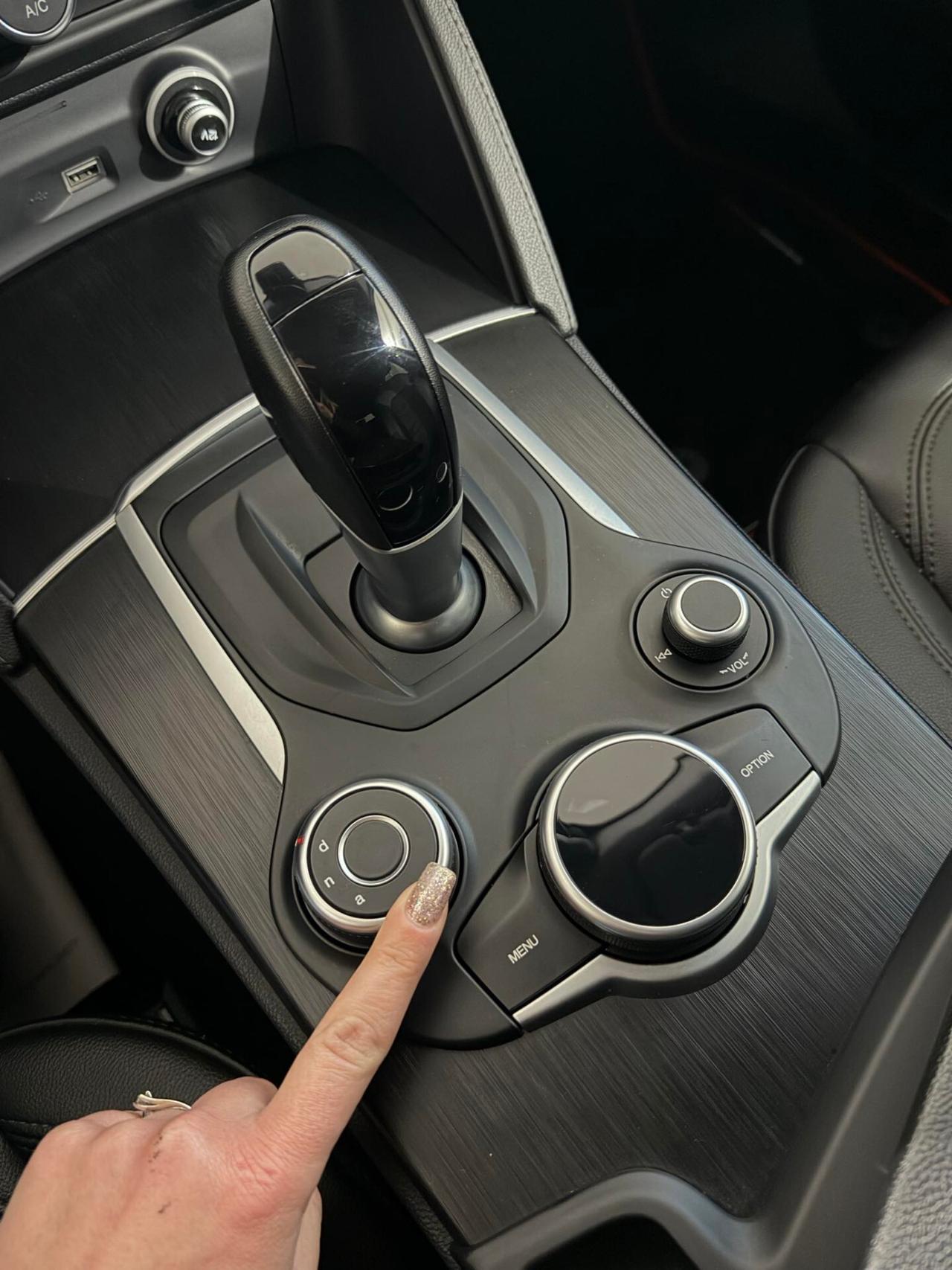 Alfa Romeo Stelvio 2.2 Turbodiesel 180 CV AT8 2wd Executive