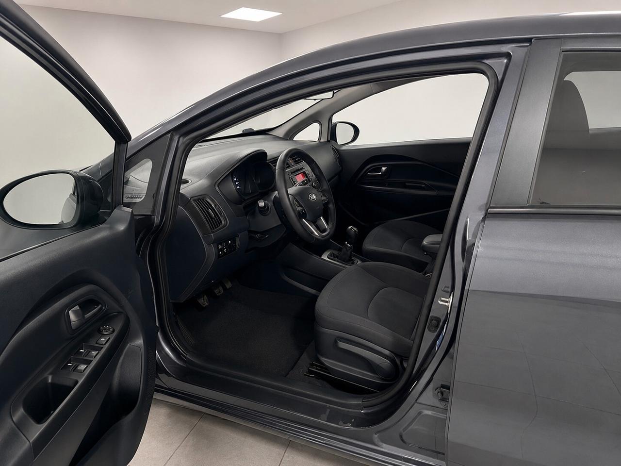 Kia Rio 1.1 CRDi WGT 5p. LX