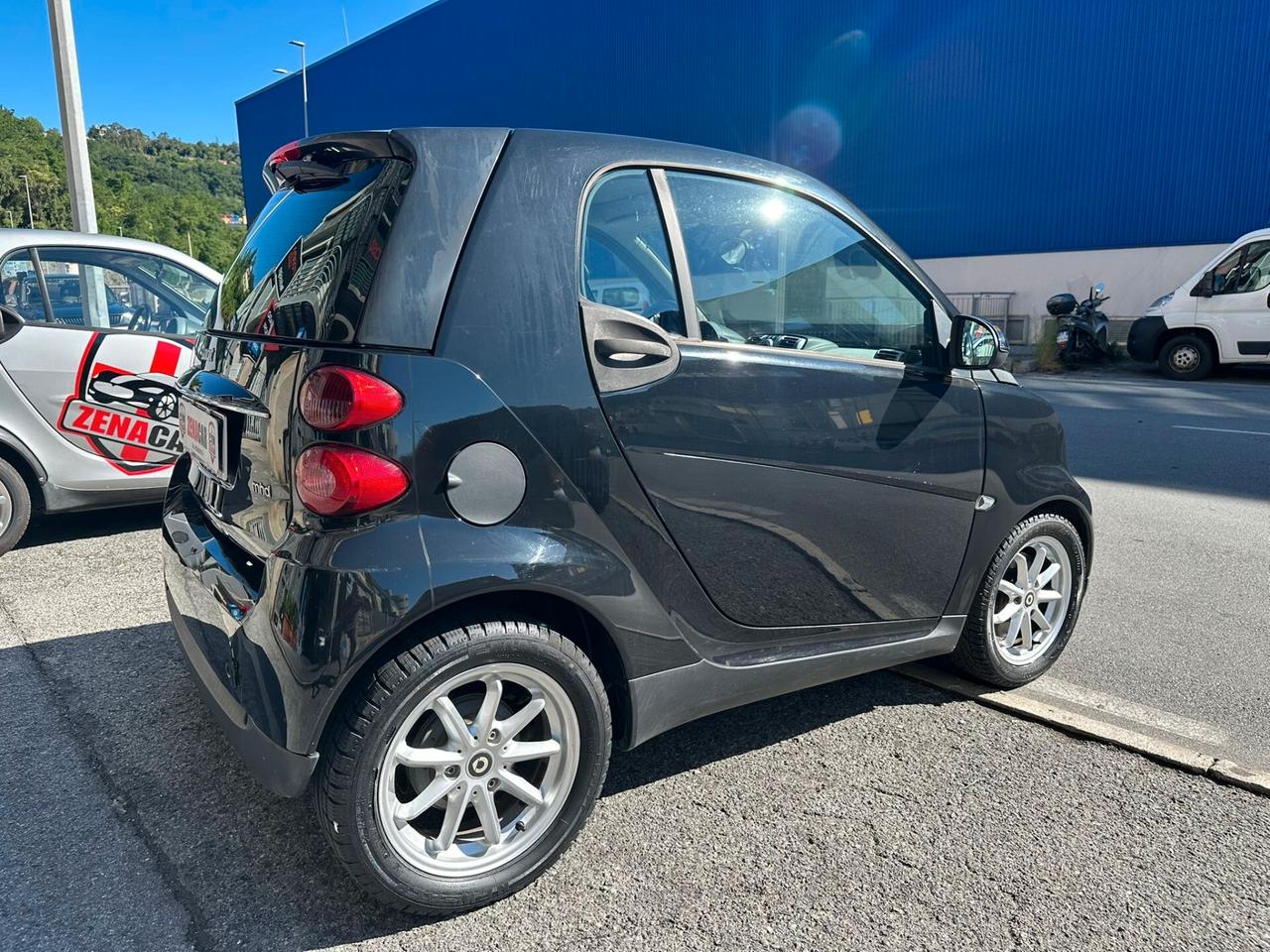 Smart ForTwo 1000 52 kW MHD coupé pure