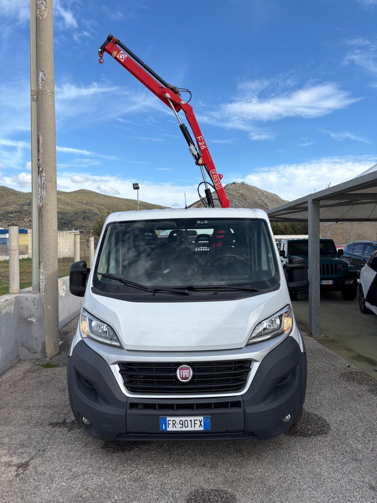 Fiat Ducato Maxi doppia cabina 7 posti gru fassi
