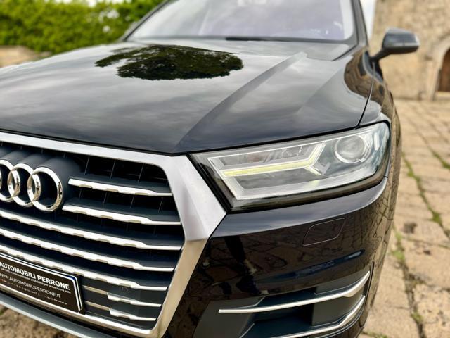 AUDI Q7 3.0 TDI 272cv Quattro (Tetto/Gancio/7posti/Pelle)