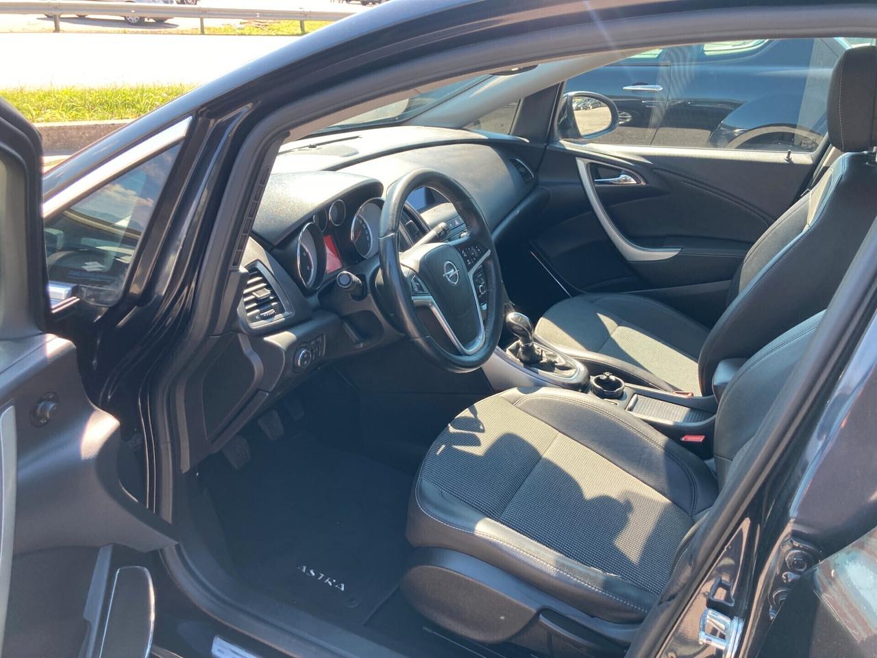 Opel Astra 1.7 CDTI 110CV Sports Tourer Cosmo