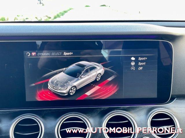 MERCEDES-BENZ E 220 d Sport (Virtual/Navi/Retro/LED)