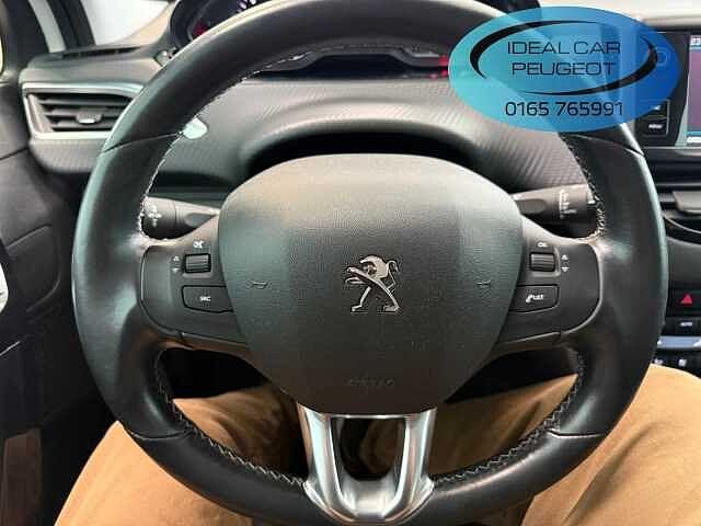 Peugeot 208 BlueHDi 75 5 porte Allure