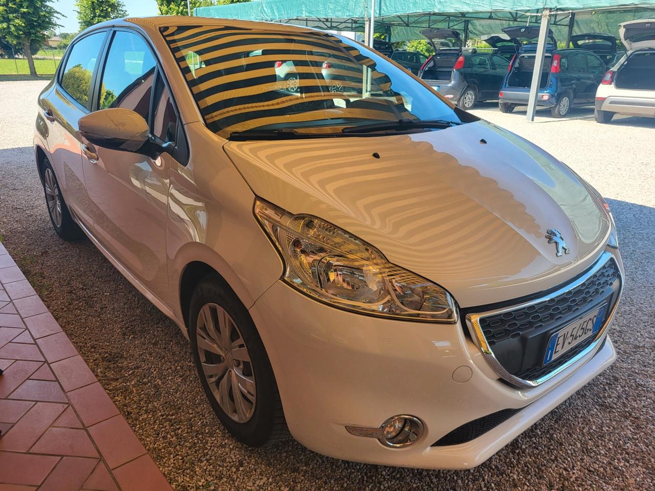 Peugeot 208 1.2 VTi 82 CV 5 porte Allure