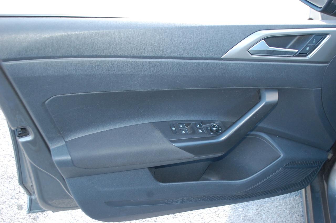 Volkswagen Polo 1.0 TSI Comfortline 95CV DSG Uff Italy Led Clima